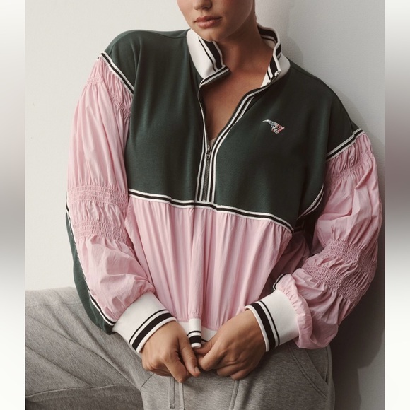 Gola Windbreaker - Picture 2 of 14